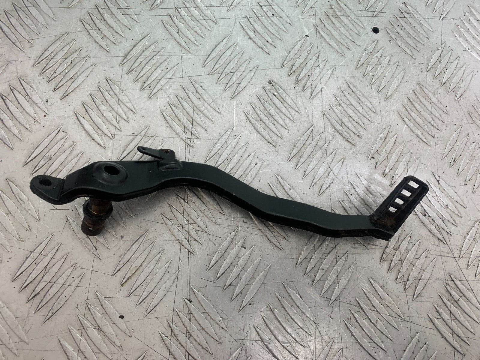 HONDA XL125 VARADERO REAR BRAKE PEDAL  YEAR 2001-2006  (CMB1210)