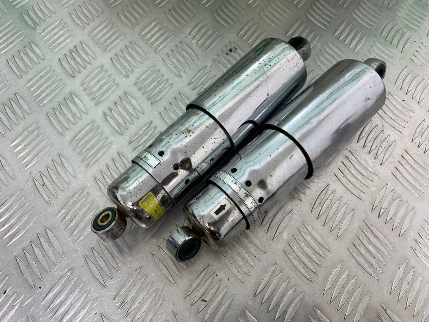 HONDA VT1100 C SHADOW SPIRIT REAR SHOCKS 2002-2003 (CMB1035)