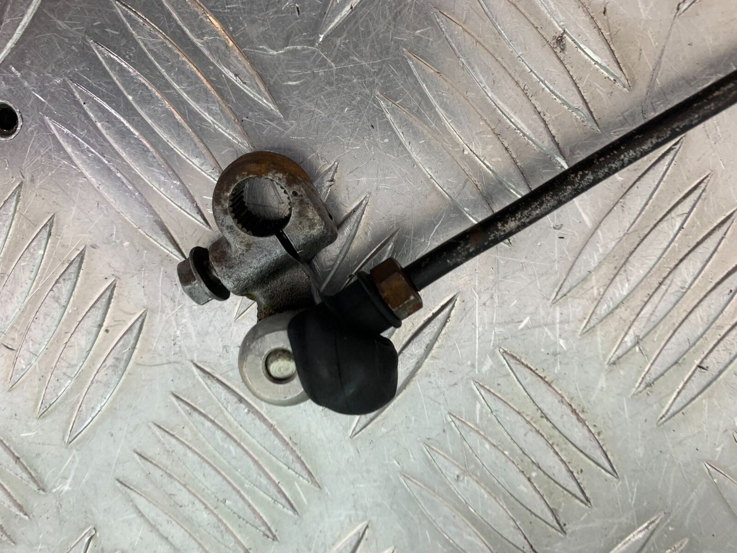 HONDA NTV 650 REVERE GEAR LEVER  YEAR 1988-1996  (CMB1025))