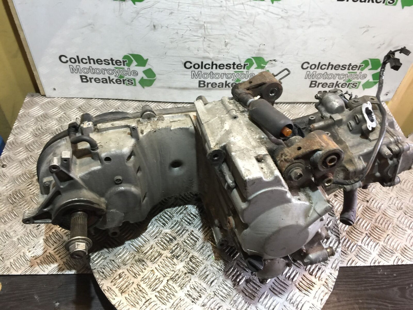 SUZUKI AN 250 BURGMAN ENGINE  YEAR 1999  (STOCK 881)