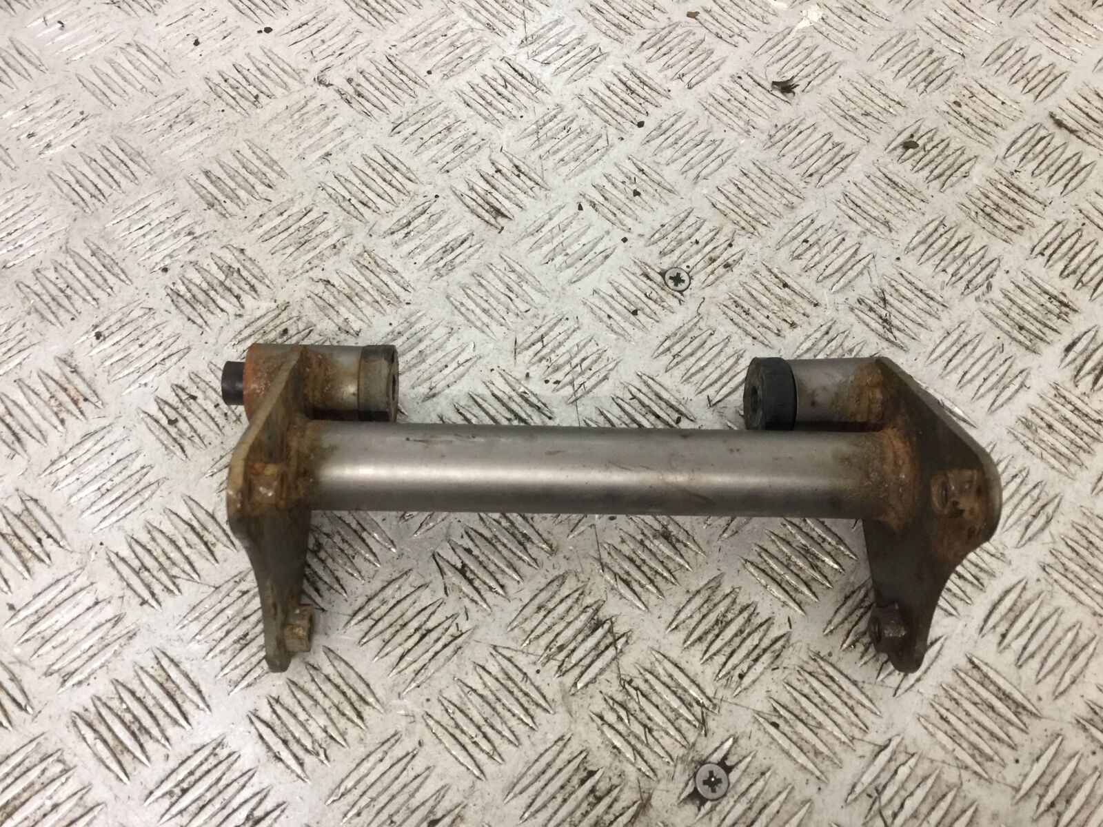 KAWASAKI VN900 VN 900 CUSTOM FRAME BRACKET   YEAR 2015  (STOCK 780)