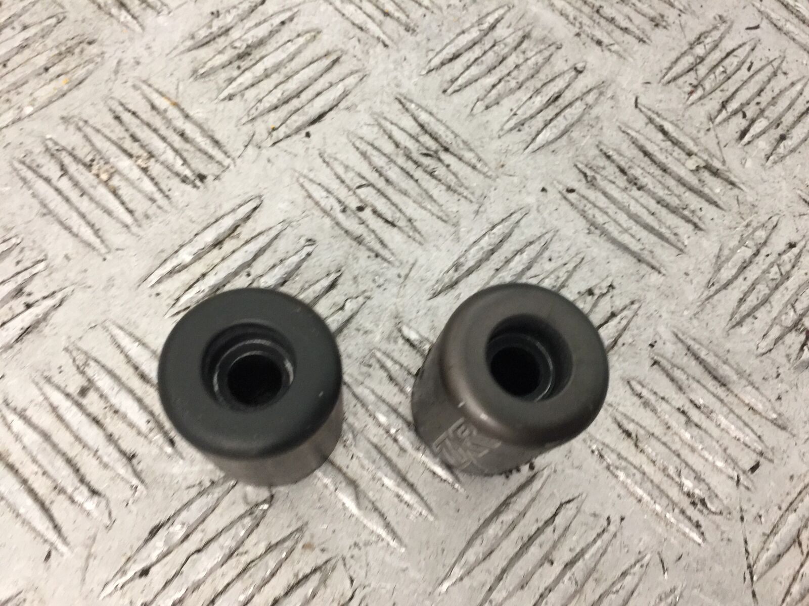 KAWASAKI ZX9R ZX9 C BAR END WEIGHTS  YEAR 1998-99 (STOCK 903)