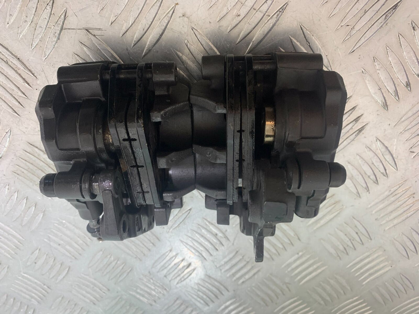 HONDA CB650 F CB 650 FA-H FRONT BRAKE CALIPERS   YEAR 2017- 2019 (CMB1087)