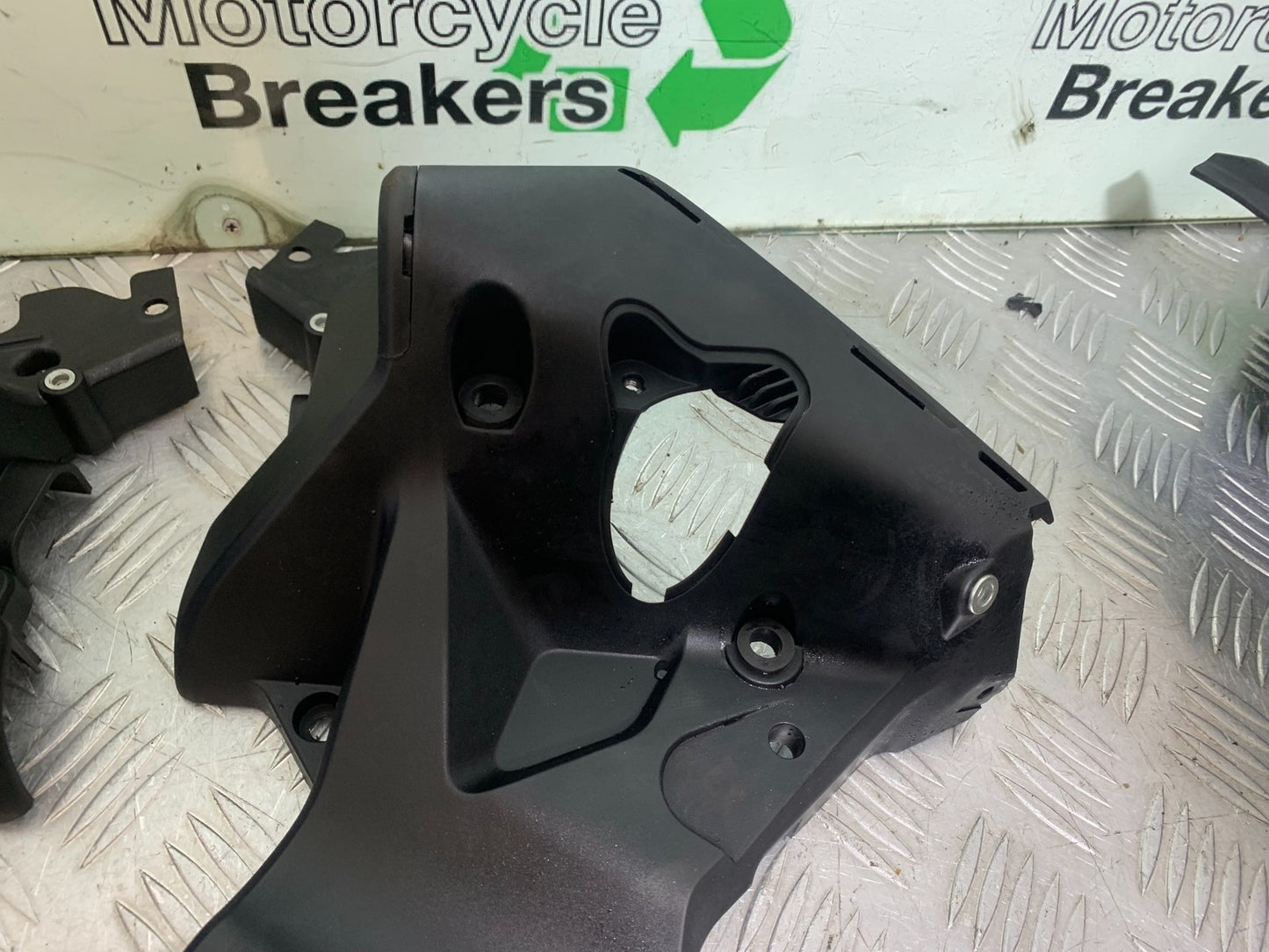 KTM 390 ADVENTURE FAIRING BRACKET   YEAR 2020-24 (CMB1240)