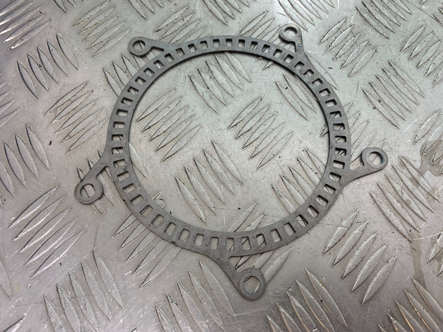 TRIUMPH TRIDENT 660 FRONT ABS RING GEAR   YEAR 2021-2024 (CMB1148)
