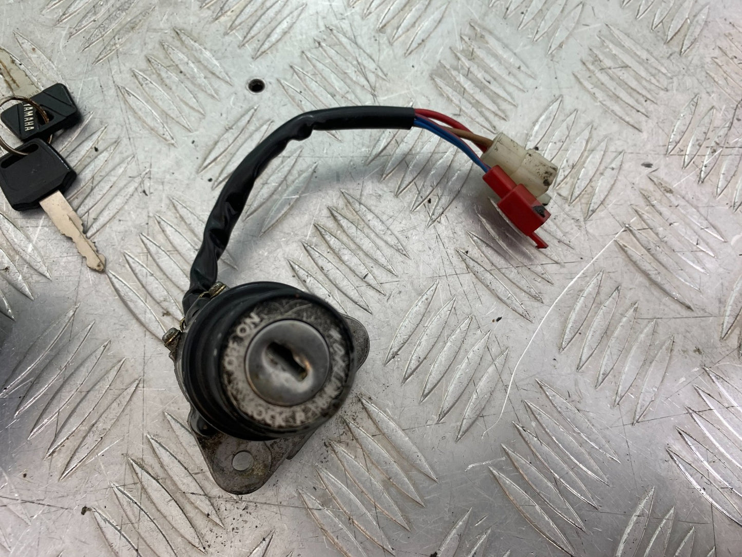 YAMAHA XV1100 XV 1100 VIRAGO IGNITION PETROL CAP KEYS   1990-1999 (CMB1190)