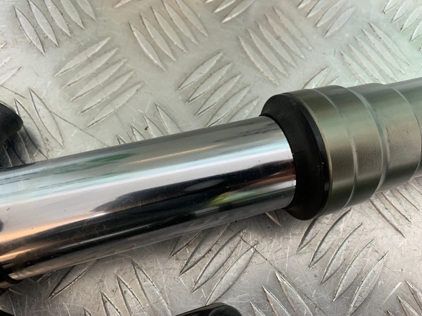 KAWASAKI ZX10R ZX 10R FORKS    YEAR 2011-2015 (CMB1154)