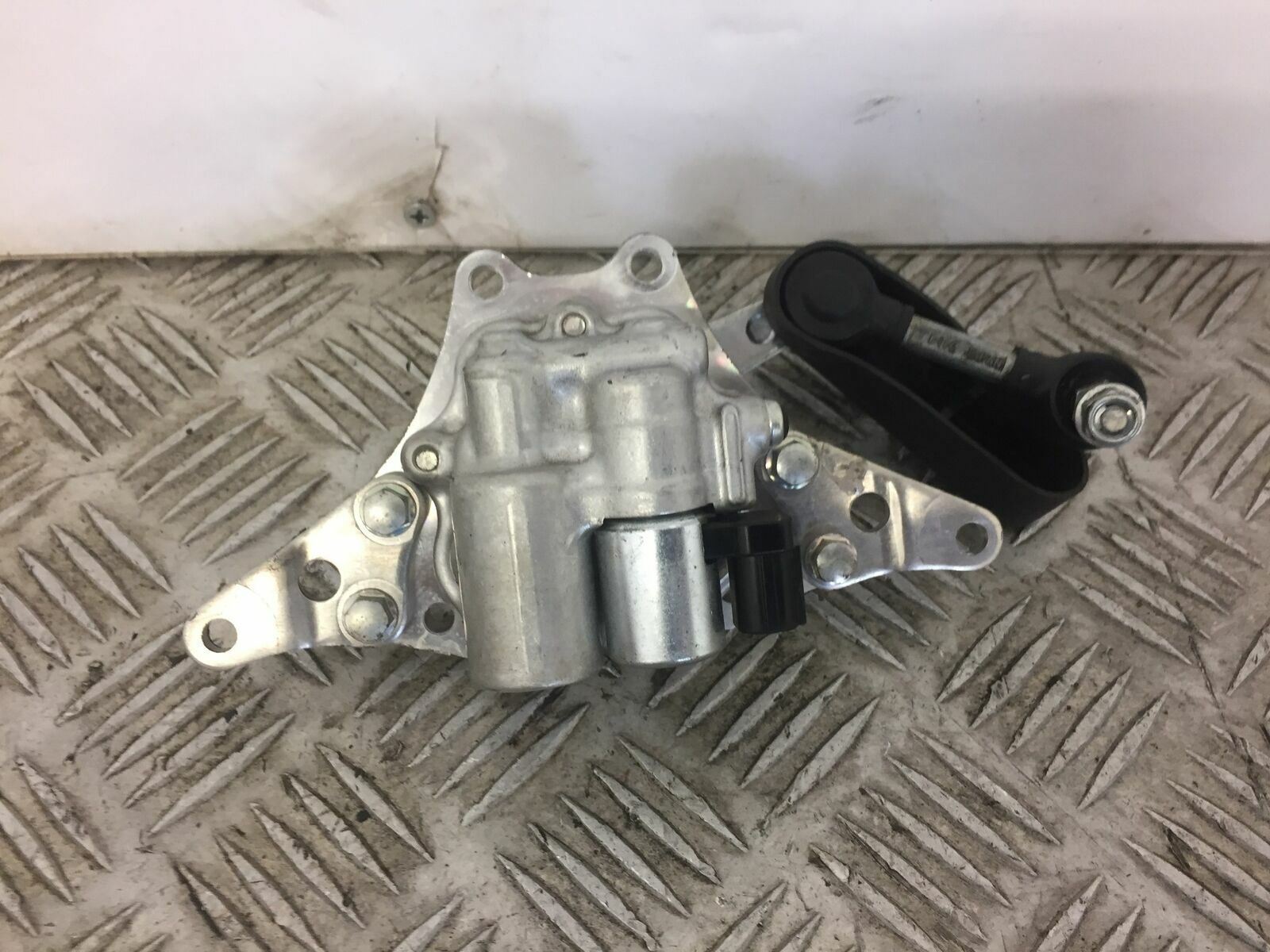 HONDA CBR600 CBR 600 RR STEERING DAMPER   YEAR 2015