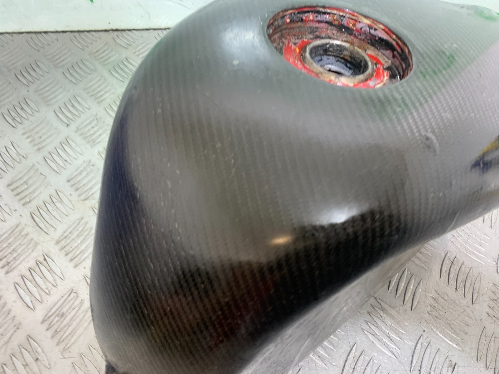 DUCATI 996 SPS 748 916 998 PETROL TANK (CARBON COVER)  1999-2000 (CMB1209)