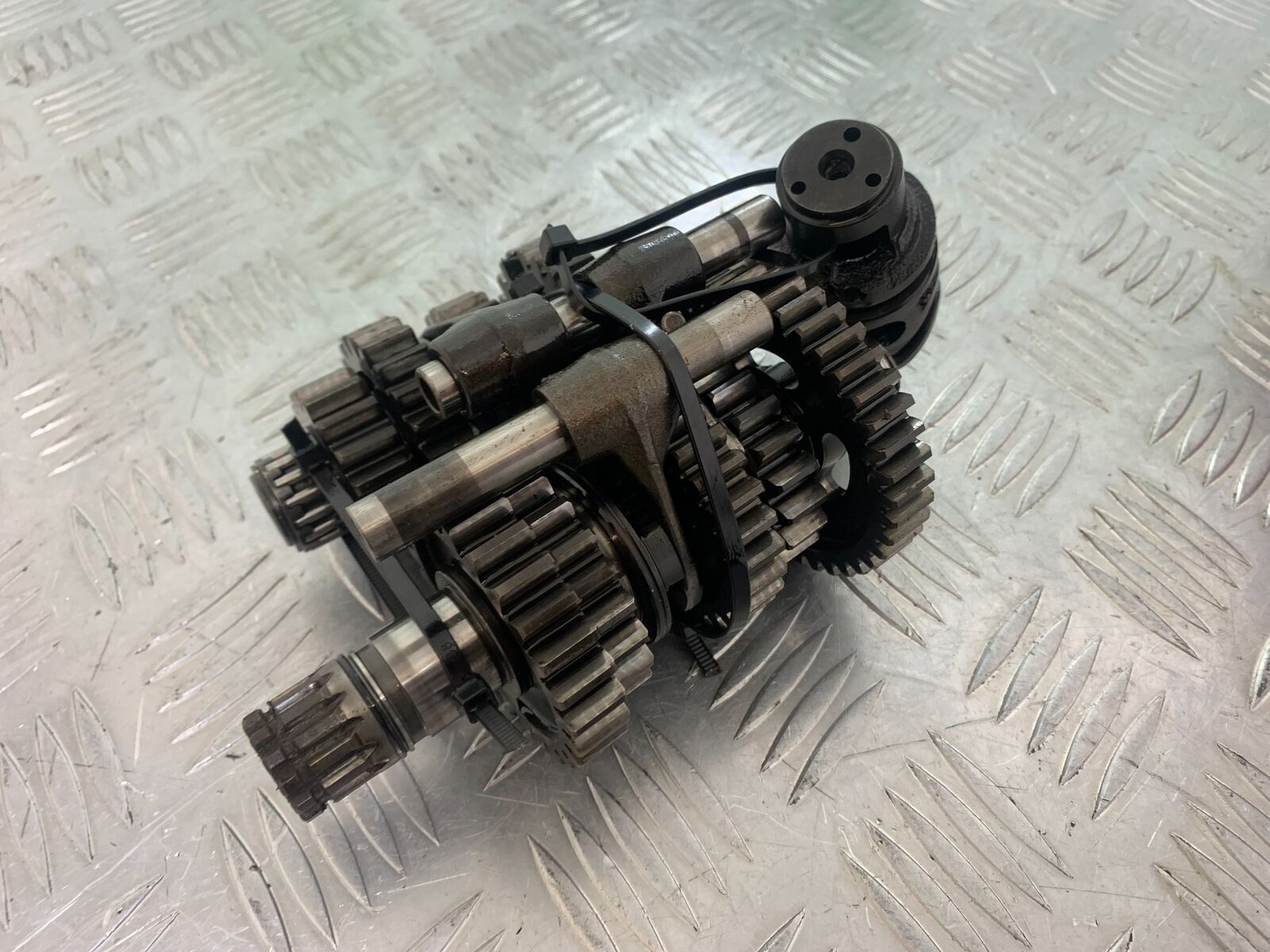 KAWASAKI KLR600 KLR 600 GEAR BOX  YEAR 1993-1995