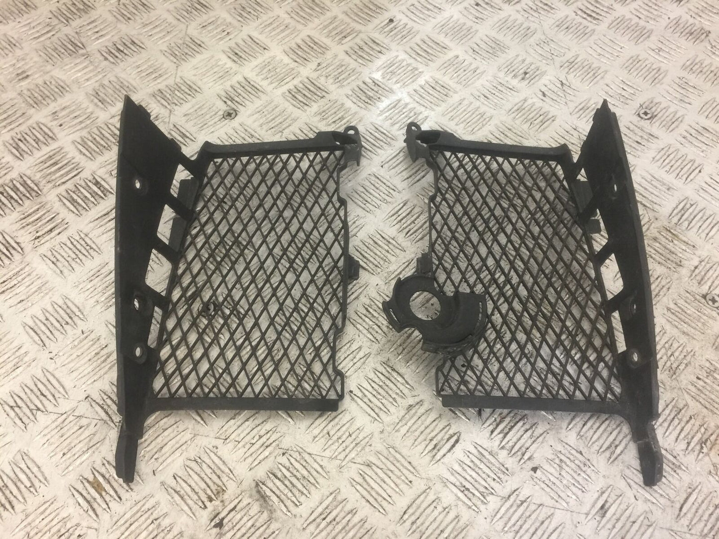HONDA CRF1000 CRF 1000 L AFRICA TWIN RADIATOR GRILLS  YEAR 2016-2019 (STOCK 695)