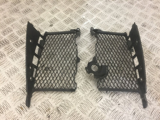 HONDA CRF1000 CRF 1000 L AFRICA TWIN RADIATOR GRILLS  YEAR 2016-2019 (STOCK 695)