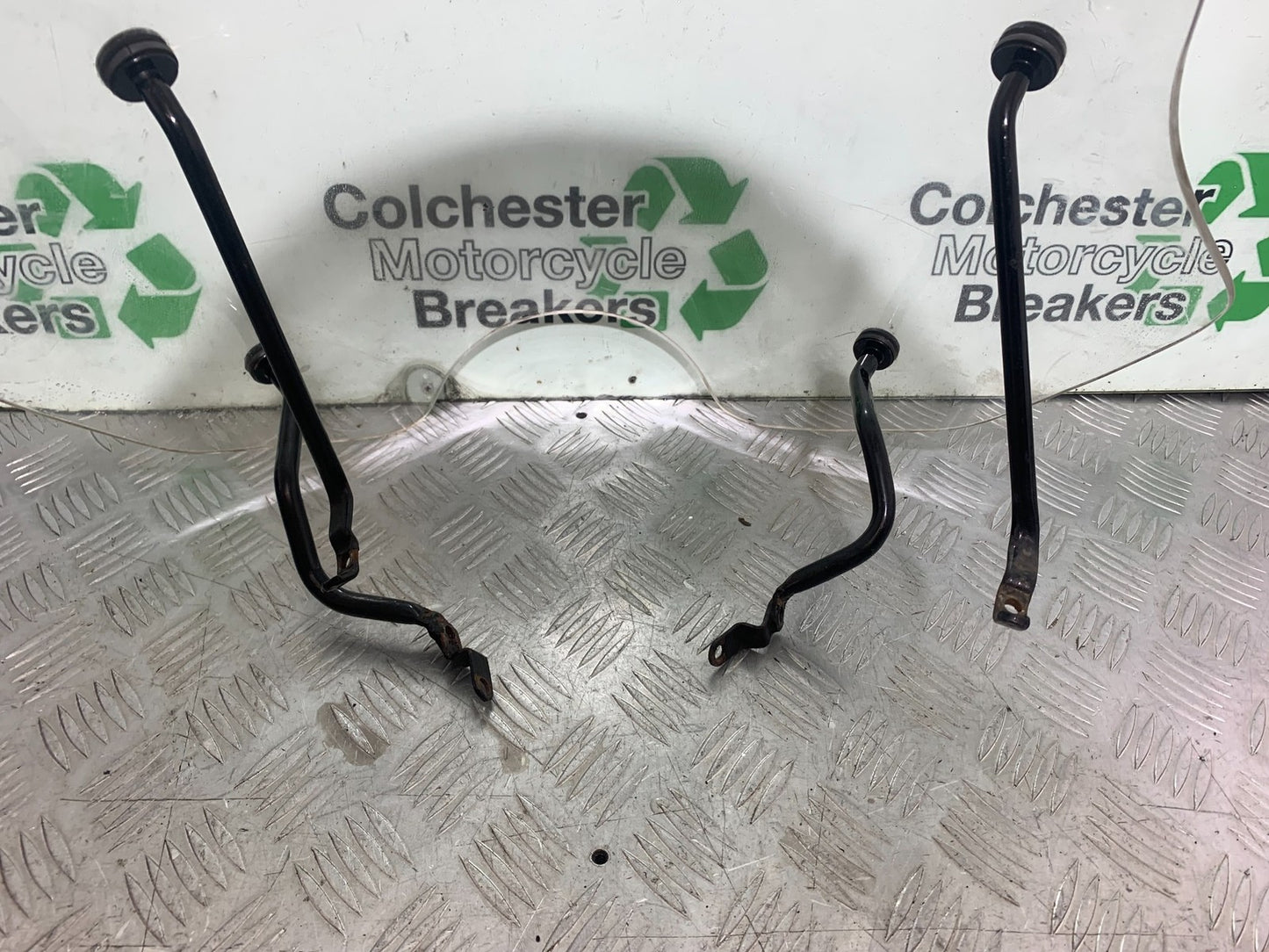 BMW R850 R R850R SCREEN AND BRACKETS   YEAR 1994-2002 (CMB1170)