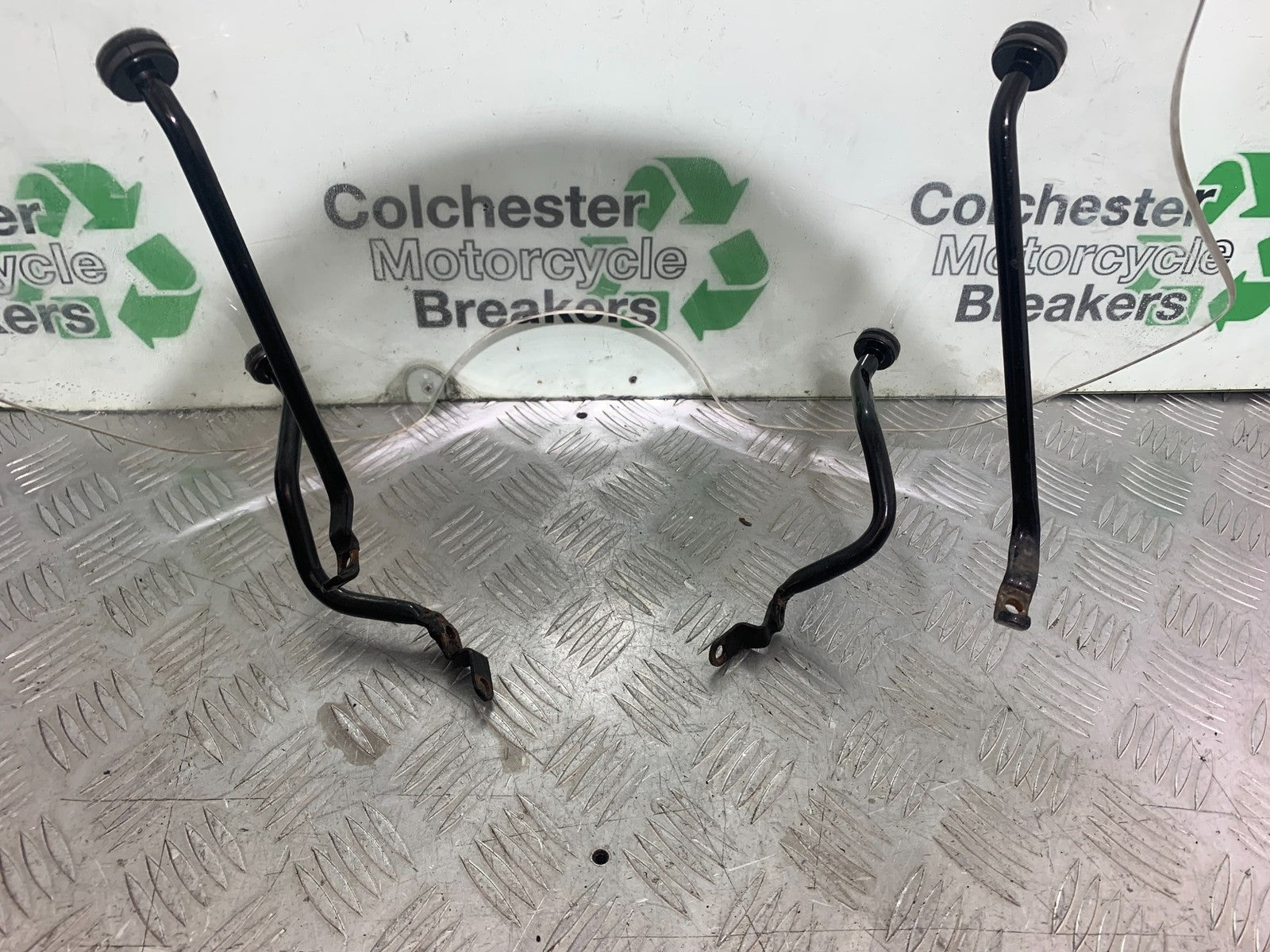 BMW R850 R R850R SCREEN AND BRACKETS   YEAR 1994-2002 (CMB1170)