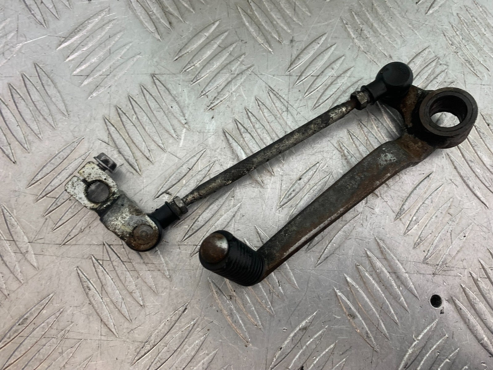 KAWASAKI 650 VERSYS GEAR LEVER  YEAR 2015-2018 (CMB1288)
