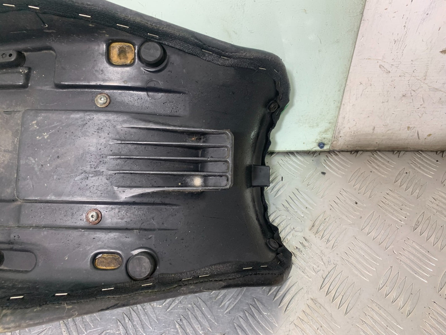 APRILIA 650 PAGASO STRADA SEAT   YEAR 2005-2010 (CMB1260)