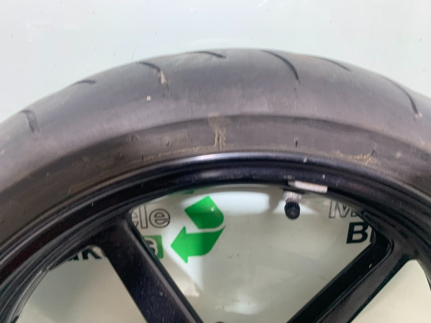 KTM 990 SUPER DUKE FRONT WHEEL YEAR 2007-2011  (CMB1207)