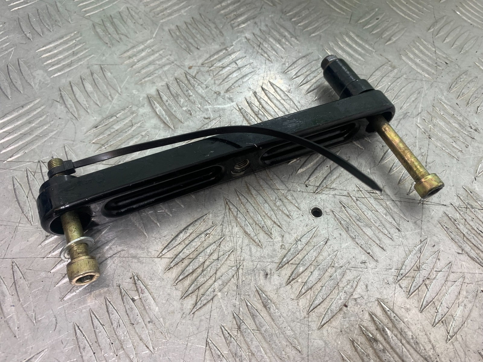 TRIUMPH 675 STREET TRIPLE R CRASH PROTECTOR RAILS  YEAR 2012 (CMB1221)