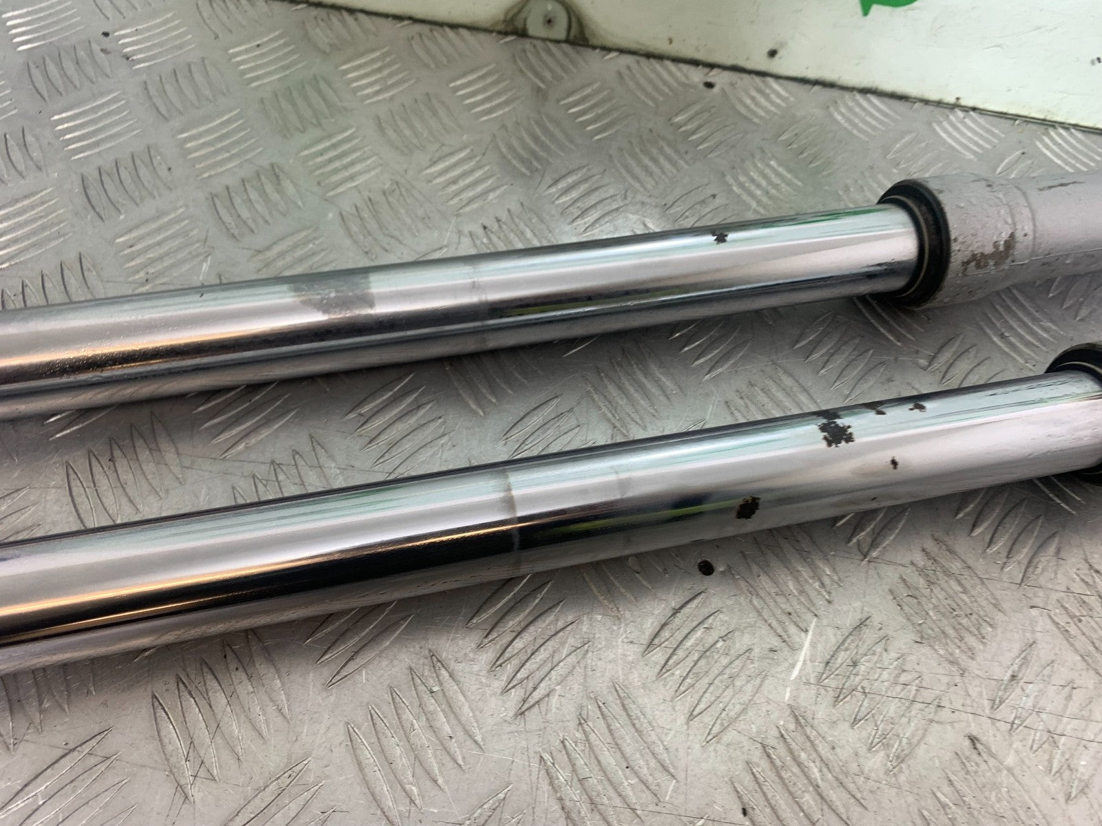 APRILIA 650 PAGASO STRADA FORKS   YEAR 2005-2010 (CMB1260)
