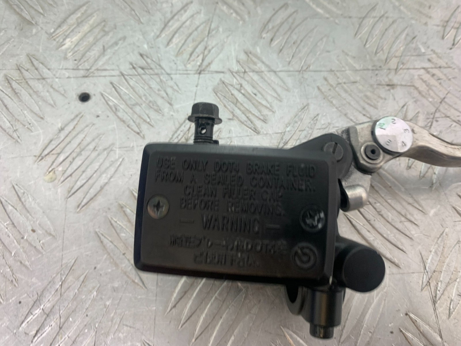 YAMAHA XJ6 XJ6-S FRONT BRAKE MASTER CYLINDER  YEAR 2009-2015  (CMB1212)