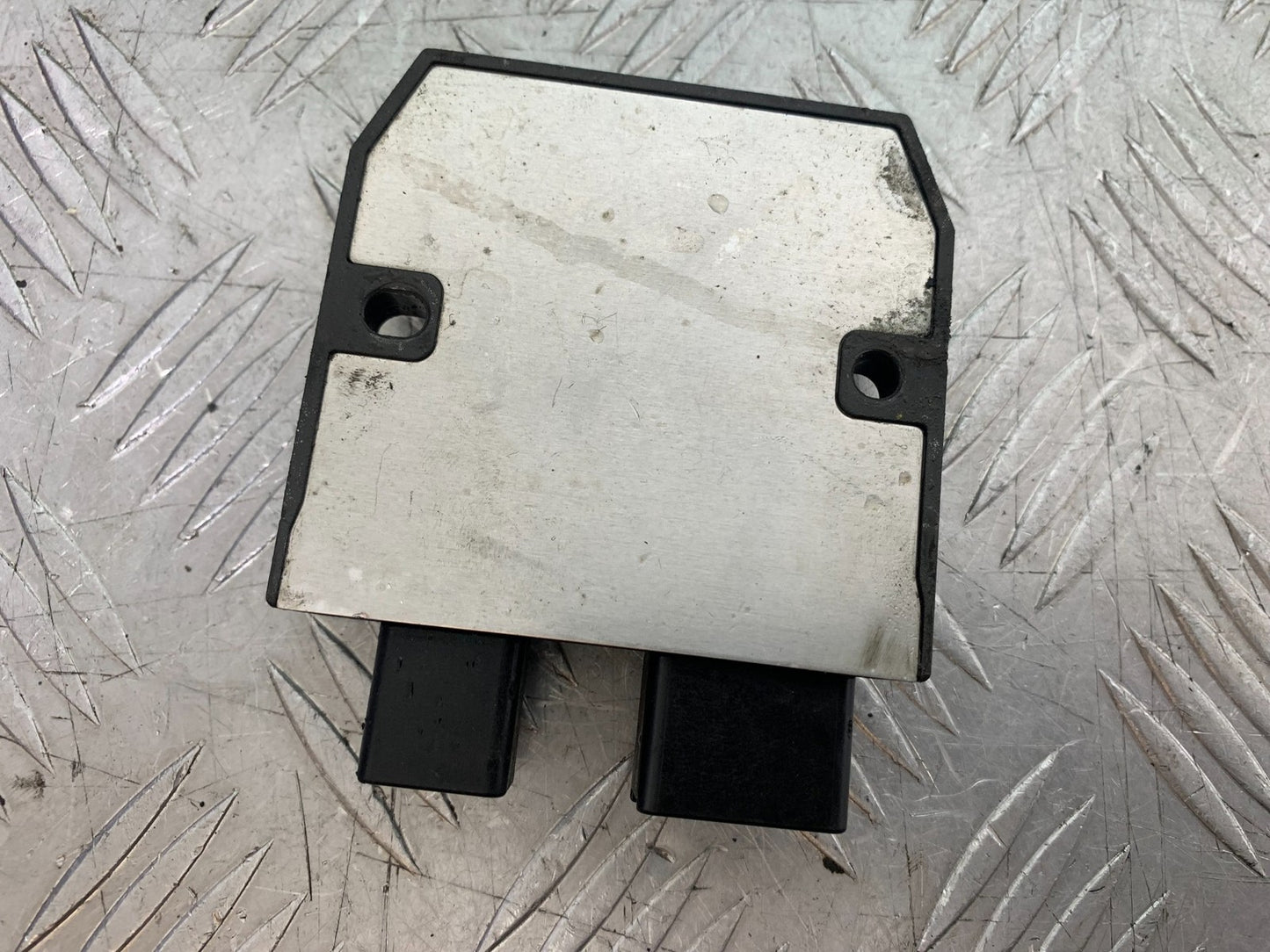 HONDA CBR1000 rr FIREBLADE REGULATOR  2008-2011 (CMB1253)
