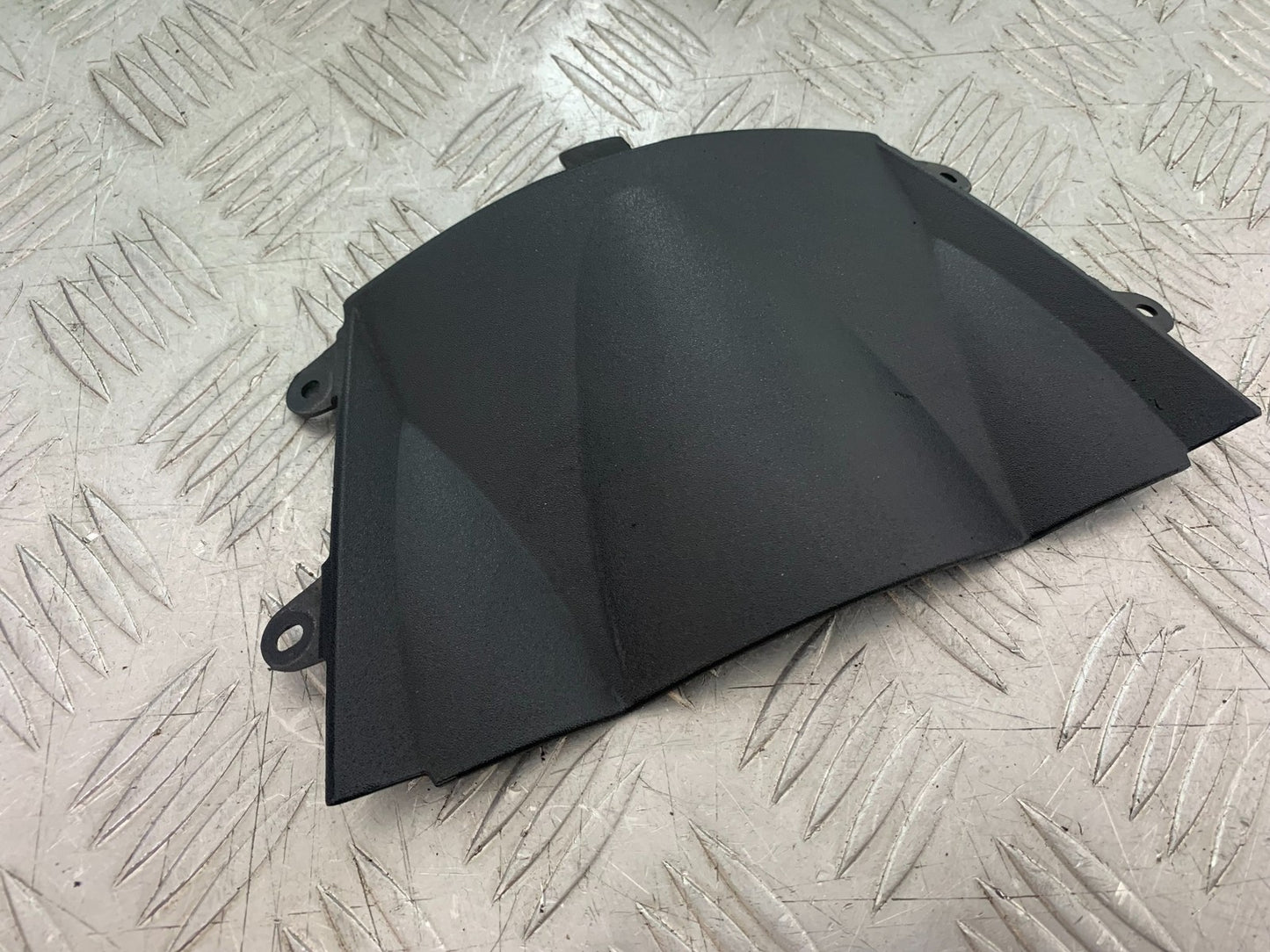 TRIUMPH 1050 SPRINT GT SCREEN INFILL COVER  YEAR 2010-2016 (CMB1250)