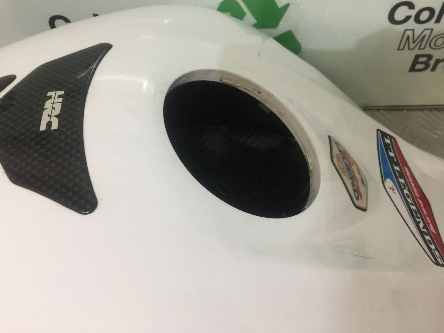 HONDA CBR1000 rr FIREBLADE PETROL TANK COVER   2008-2011 (STOCK 930)