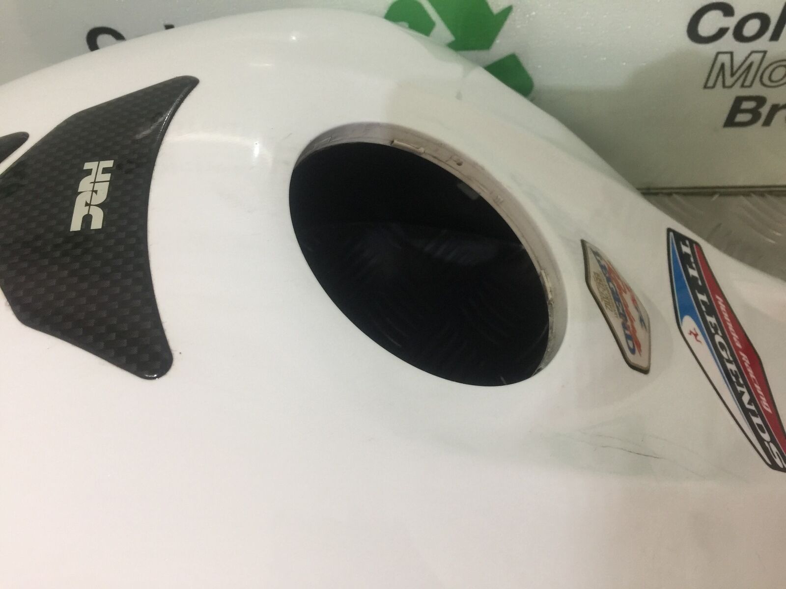 HONDA CBR1000 rr FIREBLADE PETROL TANK COVER   2008-2011 (STOCK 930)