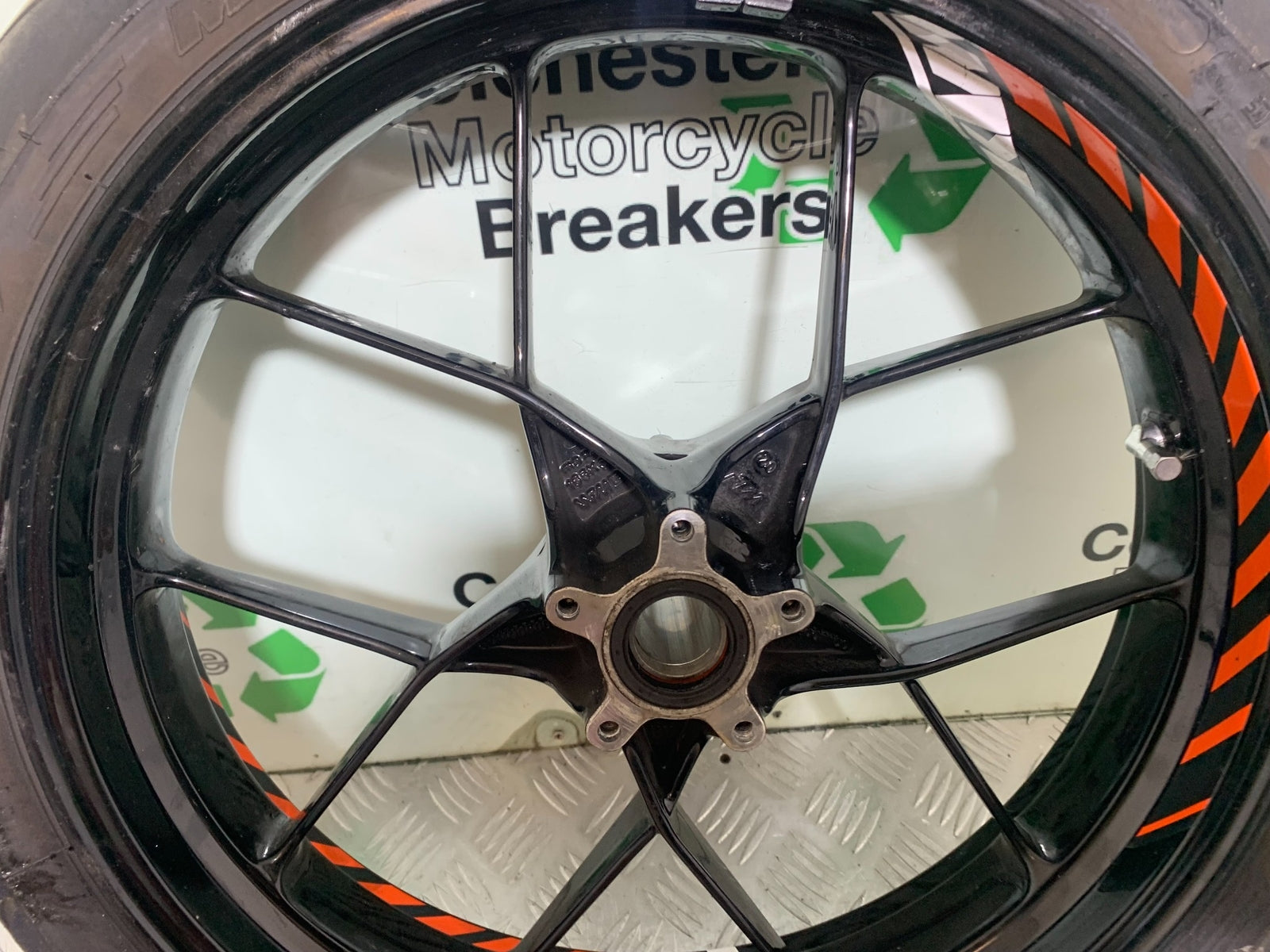 KTM 790 DUKE FRONT WHEEL YEAR 2018-2021  (CMB11150)