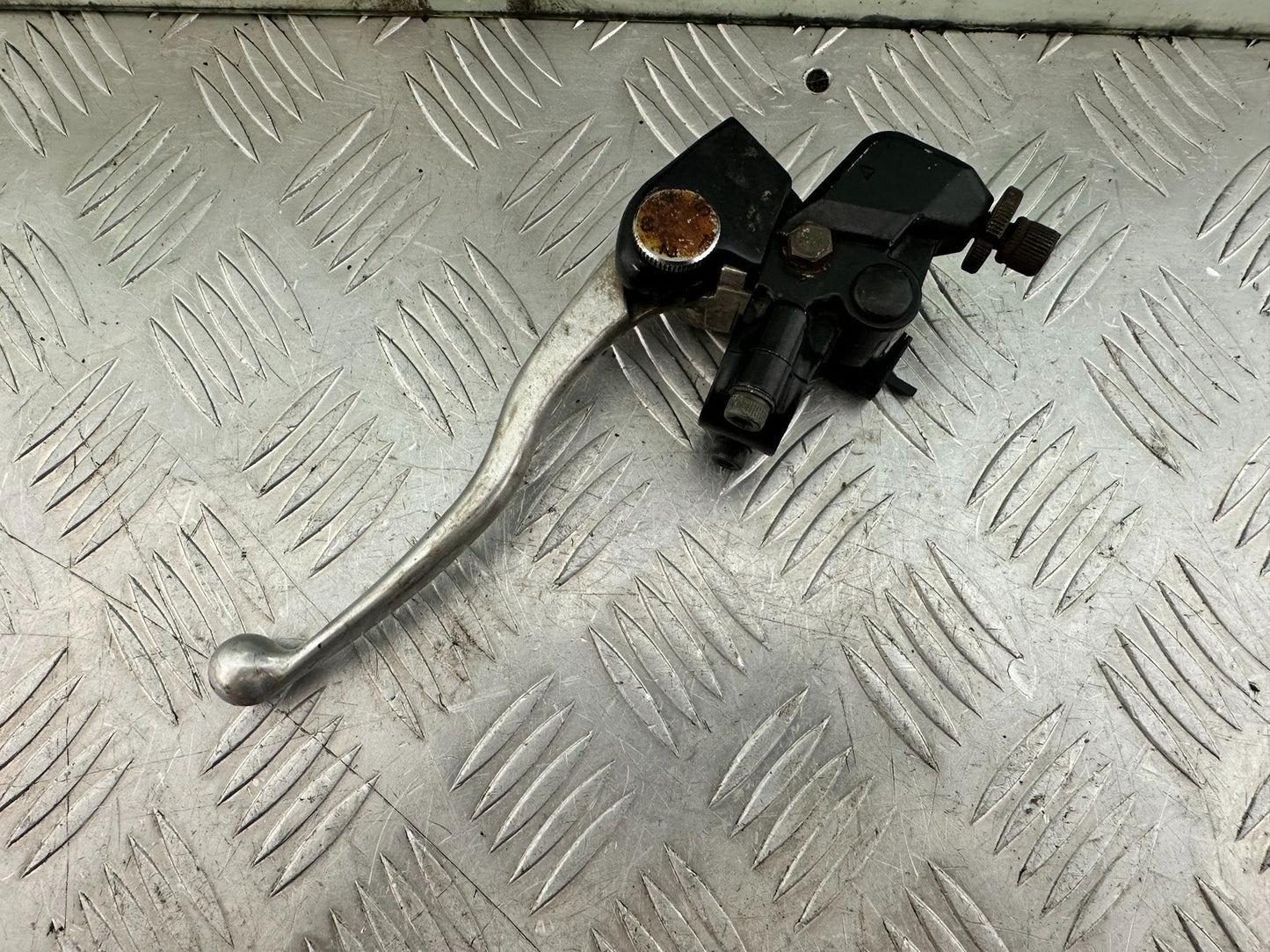 KAWASAKI ER6 F ER6F CLUTCH LEVER AND BRACKET YEAR 2005-2008 (CMB1178)