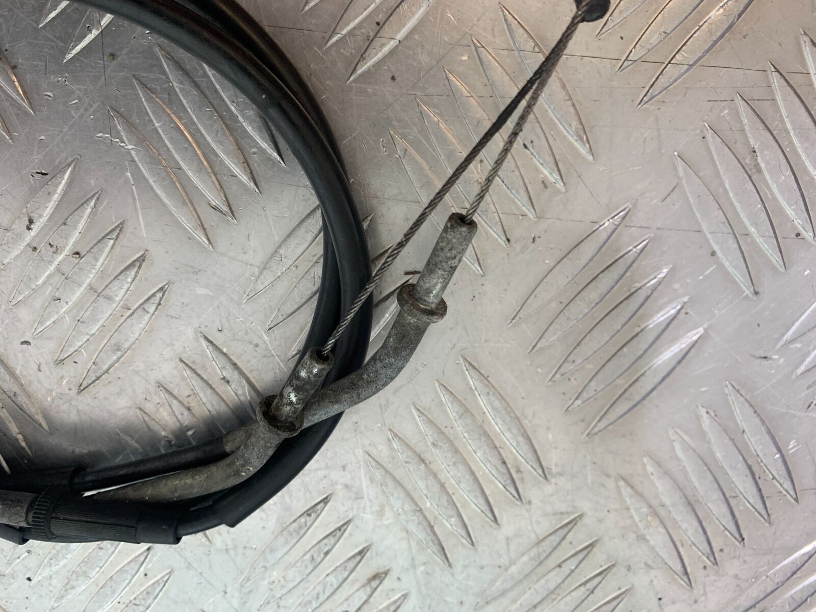 KAWASAKI ZX6R ZX6 J THROTTLE CABLES  YEAR 2000 (CMB1129)