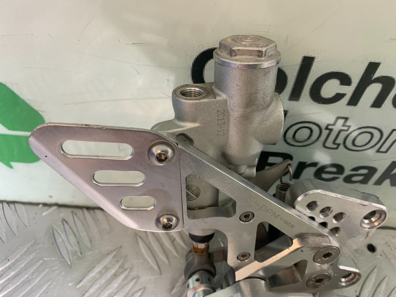 APRILIA RSV4 FACTORY DPM RACE REAR SETS YEAR 2009-2012 (CMB1224)