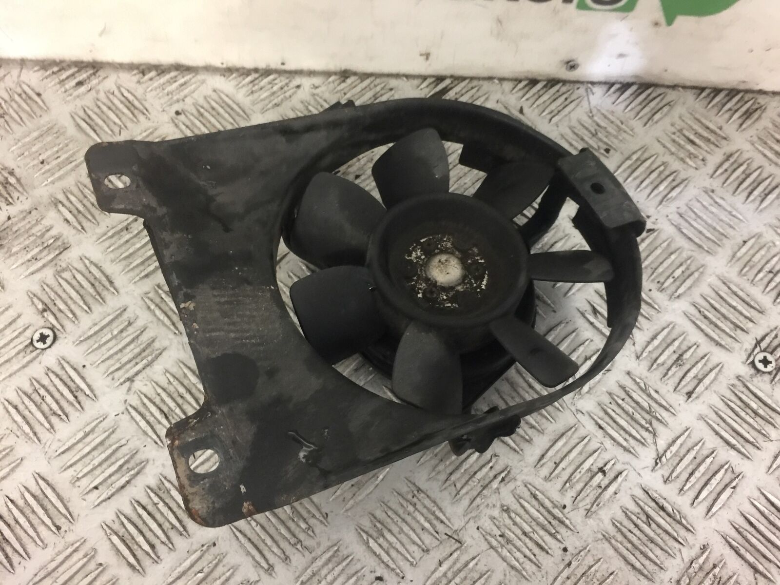 YAMAHA TDM850 TDM 850 RADIATOR FAN   YEAR 1992 STOCK 399