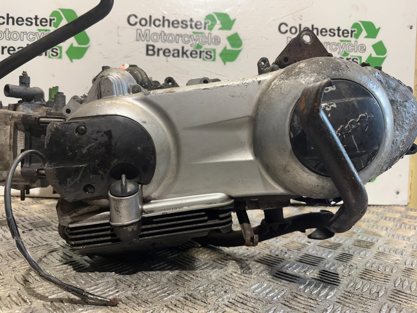 PIAGGIO VESPA GTS 125 GTS125 ENGINE YEAR 2012 (CMB1261)