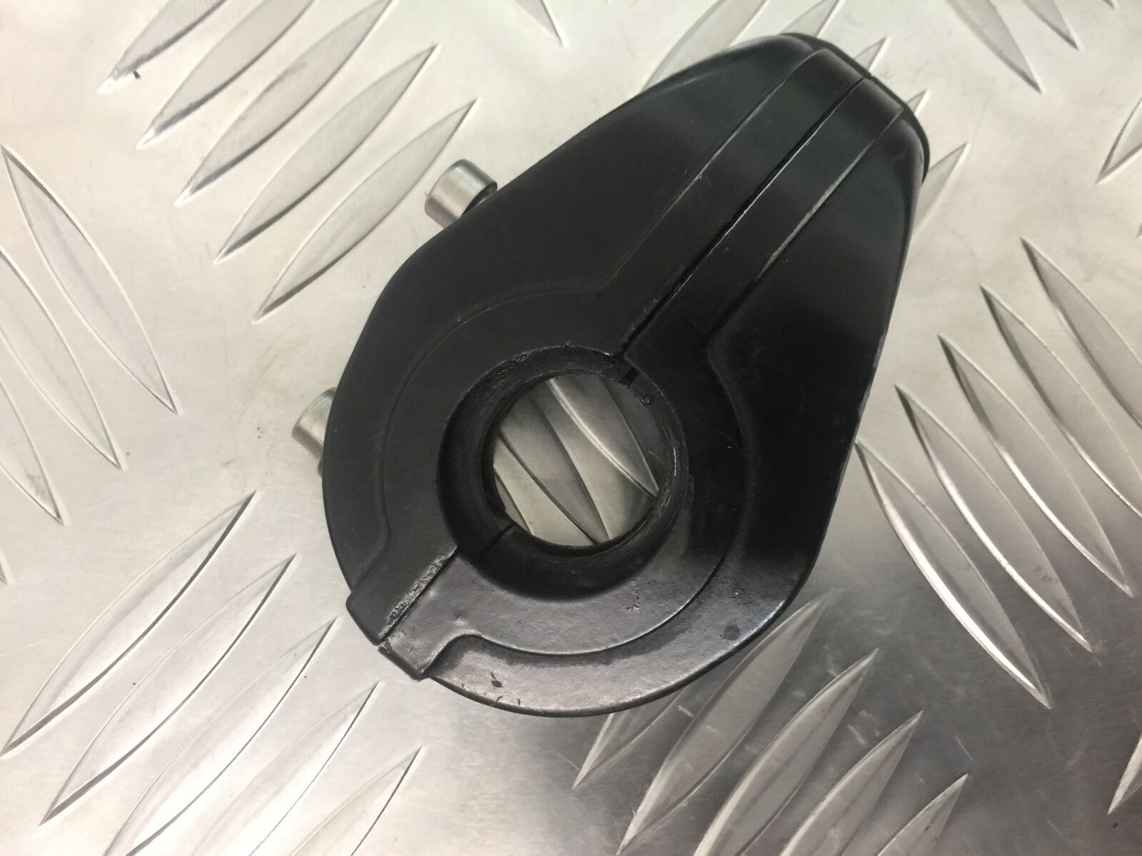 KAWASAKI ZX12R ZX12 R THROTTLE HOUSING  YEAR 2000 (STOCK 913)
