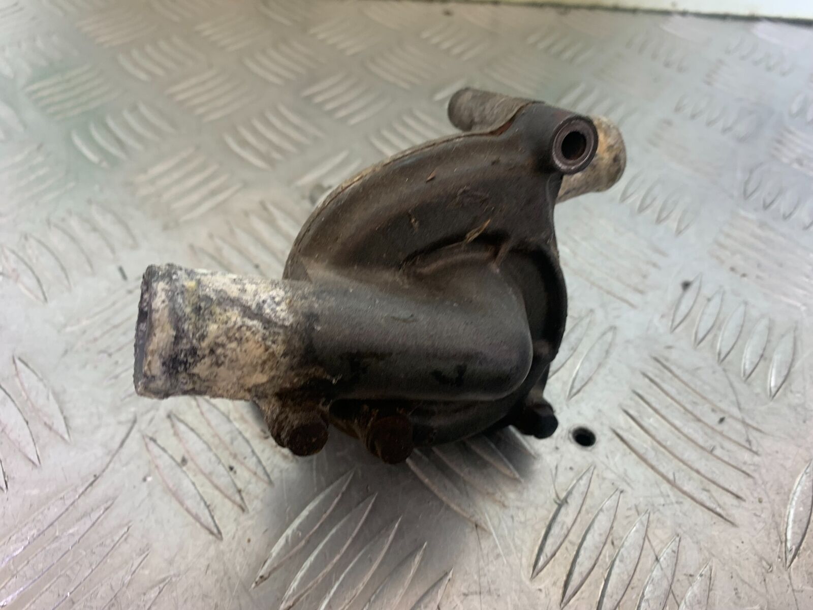 HONDA CB400 CB 400 SUPER WATER PUMP  YEAR 1996 (STOCK 579)