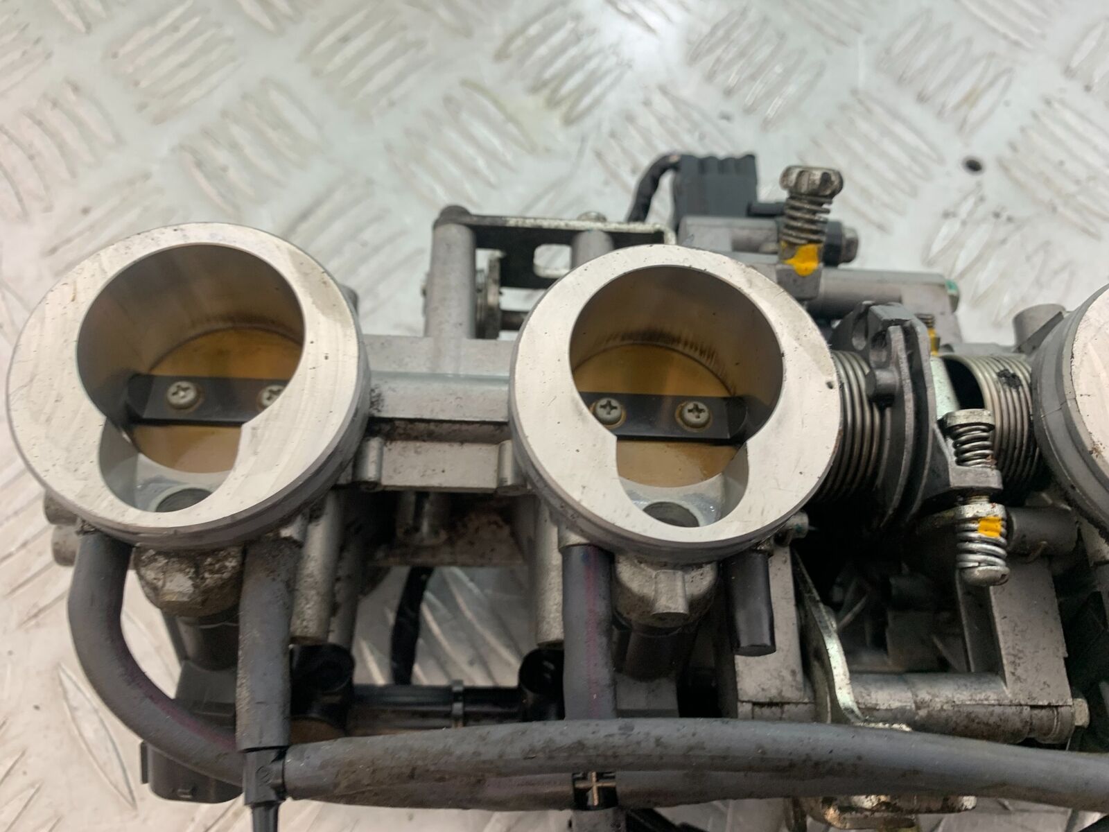 KAWASAKI Z750 Z 750 THROTTLE BODIES  YEAR 2004-2006  (CMB1104)