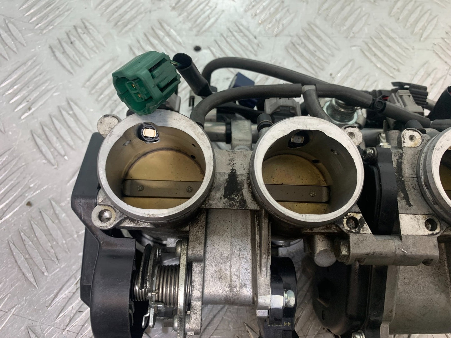 YAMAHA YZF R1 4C8 THROTTLE BODIES  YEAR 2007-2008 (CMB1237)
