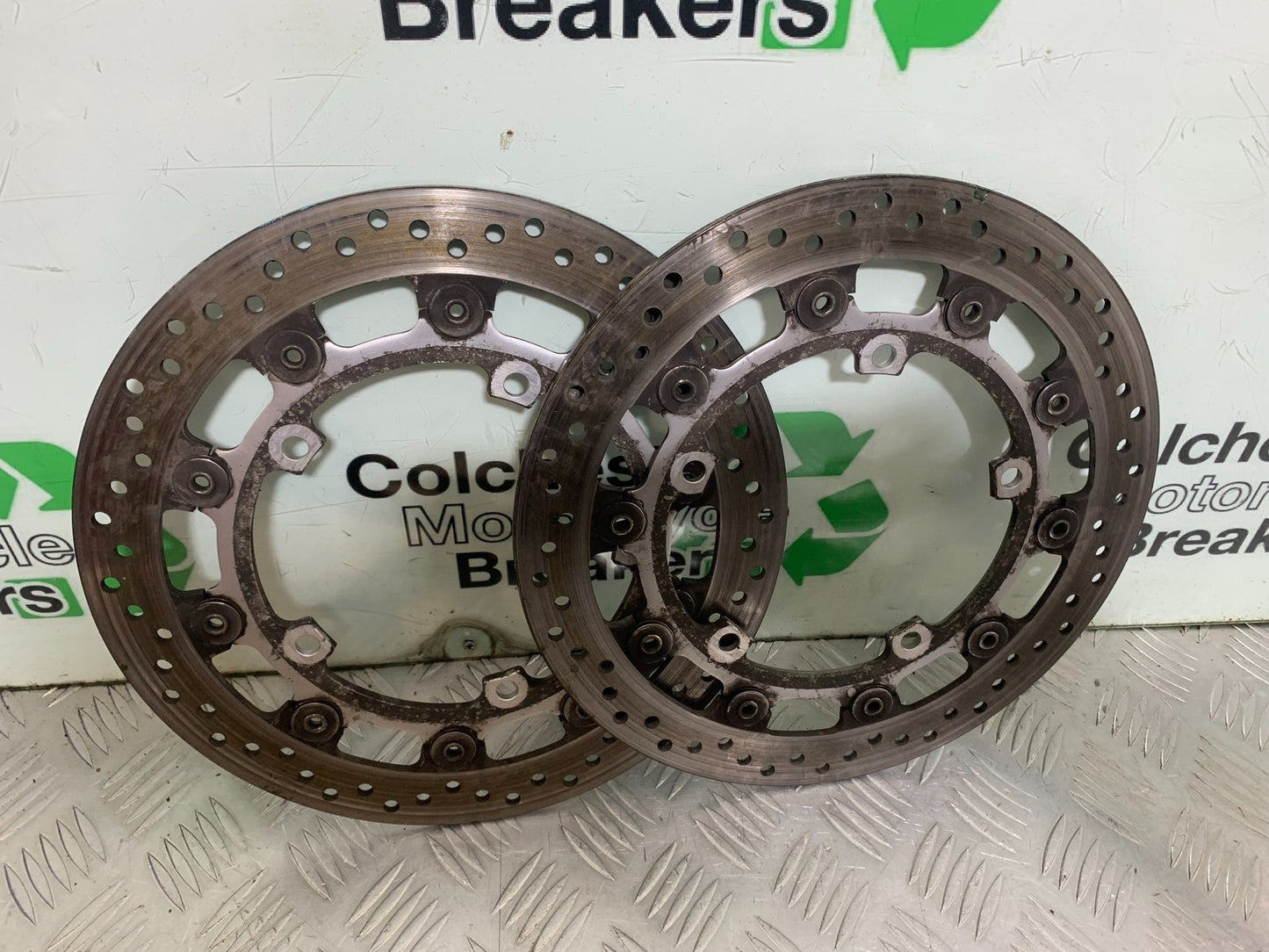 TRIUMPH 1050 SPRINT ST FRONT BRAKE DISCS  2003-2011 (CMB1285)