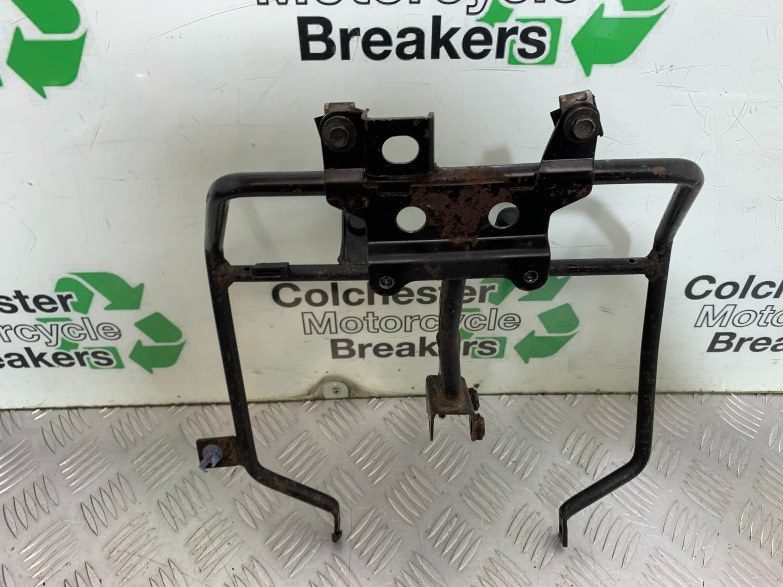 HONDA XL125 VARADERO FAIRING BRACKET   YEAR 2001-2006  (CMB1304)