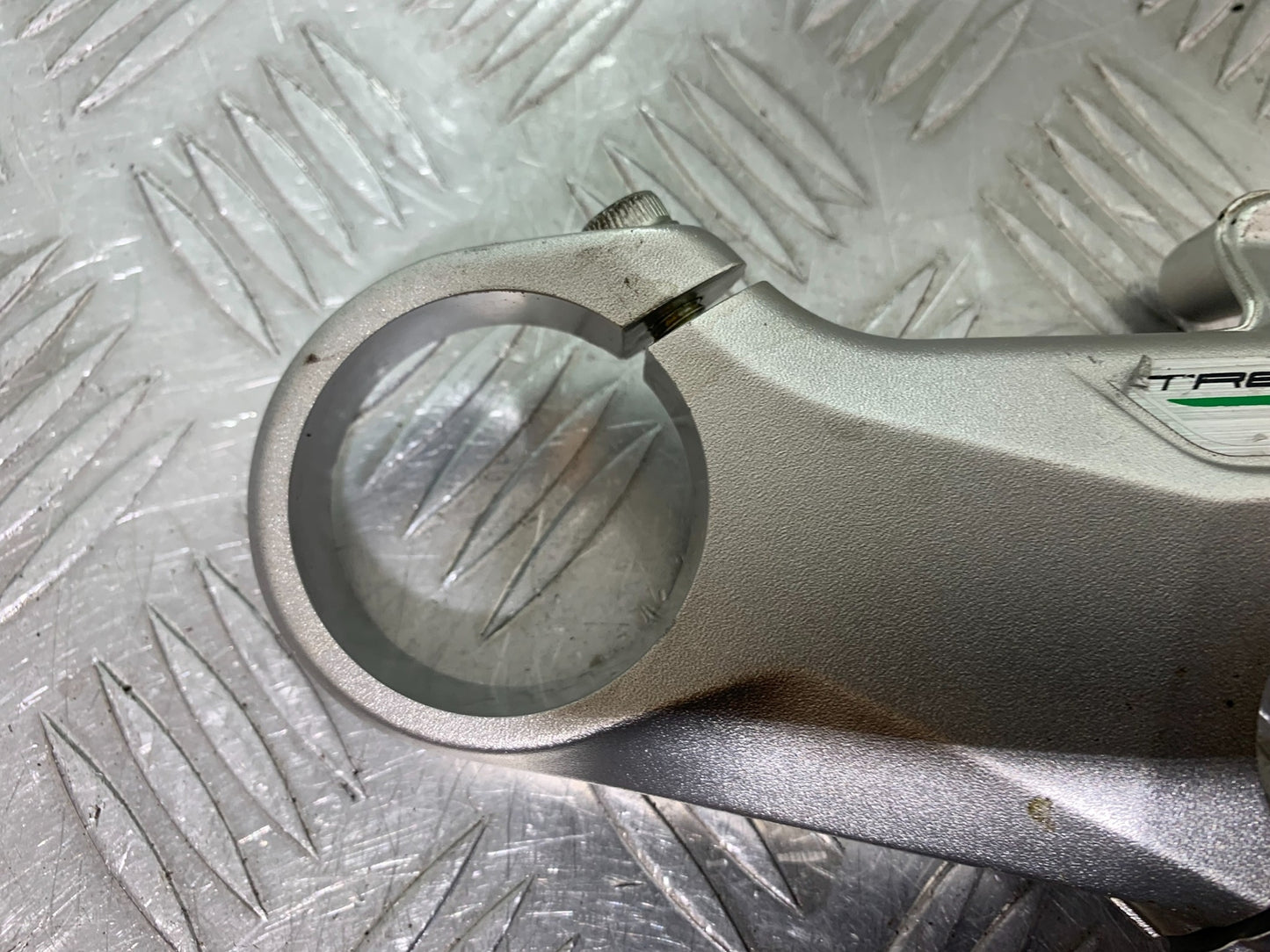 MV AGUSTA 800 F3 TOP YOKE  YEAR 2013-2016 (CMB1152)