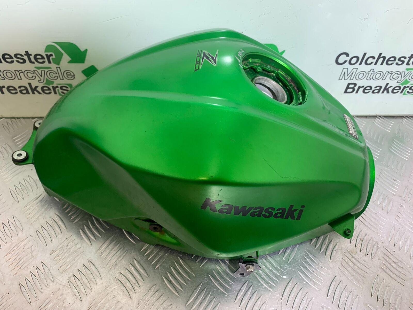 KAWASAKI Z300 ER300 PETROL TANK    YEAR 2016-2018  (CMB1056)