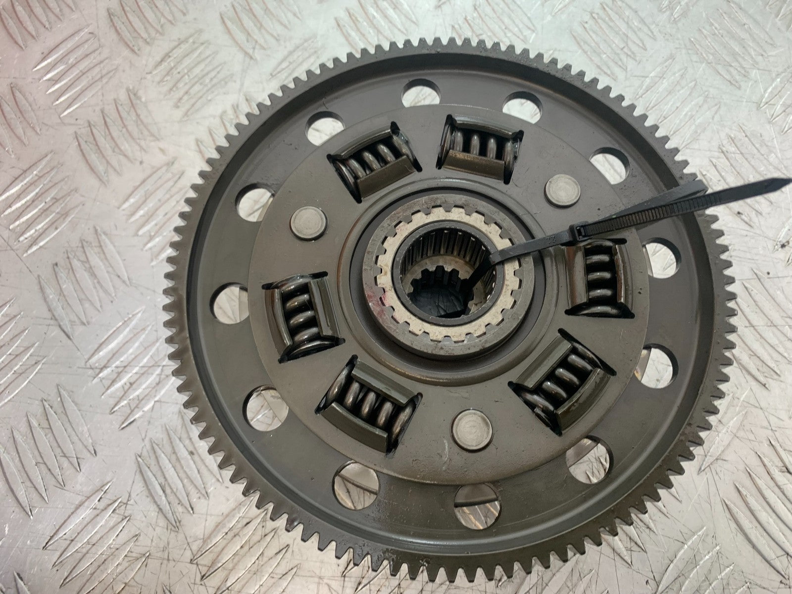 TRIUMPH TROPHY 900 CLUTCH  YEAR 1991-95 (CMB1251)