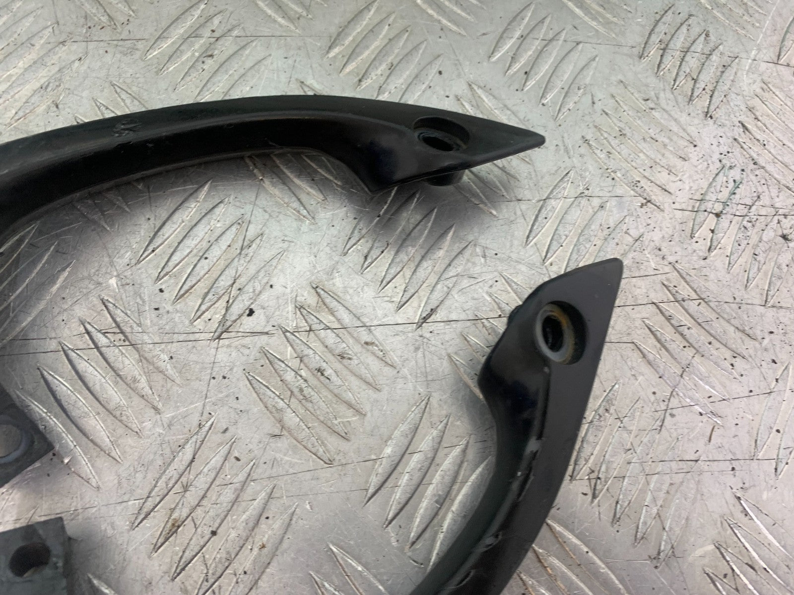 KAWASAKI ZX9R ZX9 C GRAB RAILS  YEAR 1998-99 (CMB1213)