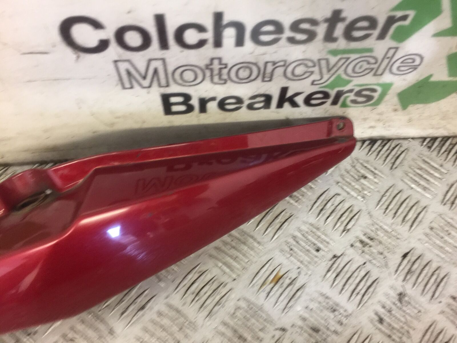 KAWASAKI 650 VERSYS LEFT SEAT PANEL  YEAR 2011 (STOCK 478) ABS