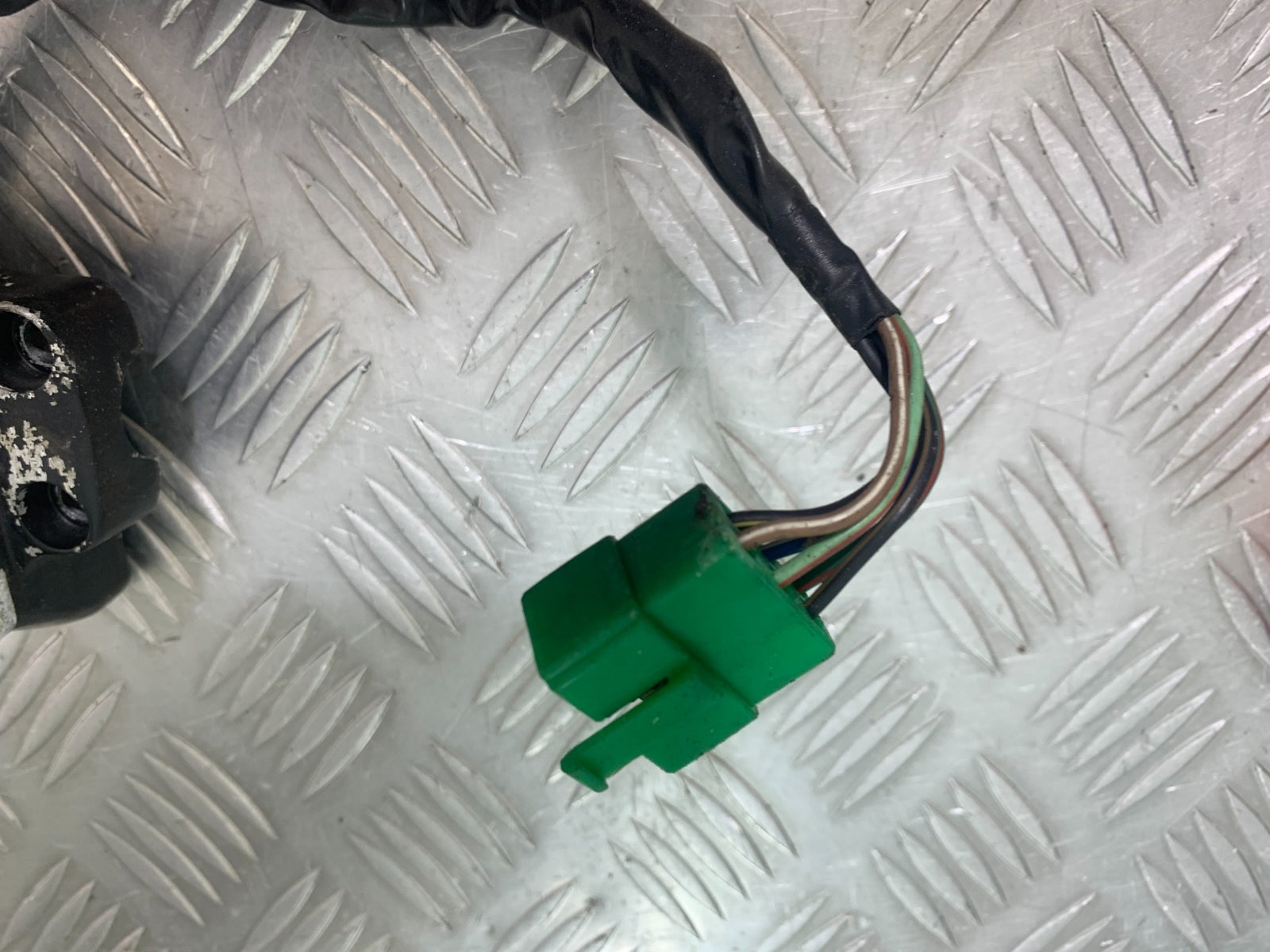 HONDA CX500 CX 500 FUSE BOX   YEAR 1978 1981 (CMB1137)
