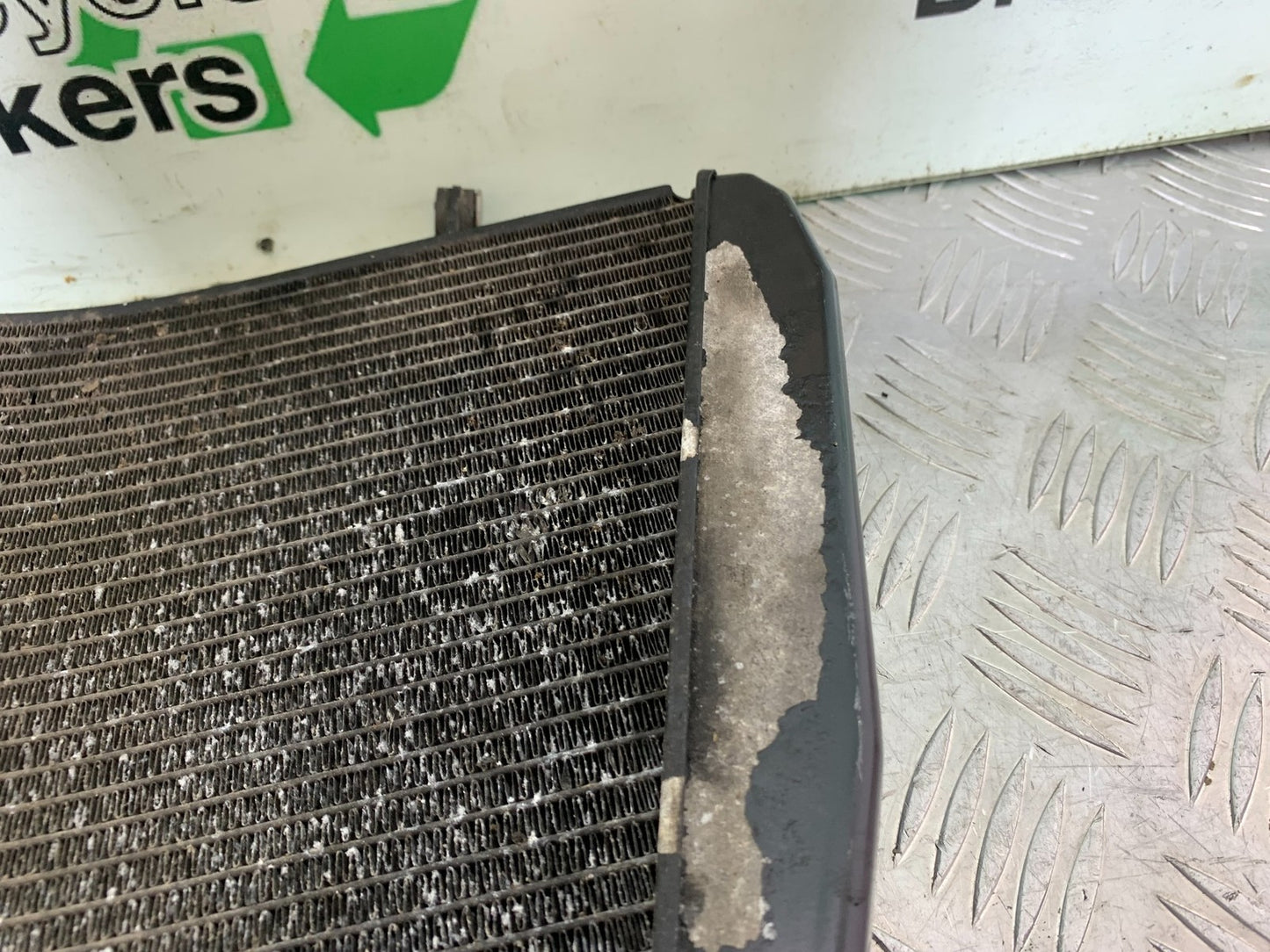 HONDA CBR1000 RR CBR1000RR FIREBLADE RADIATOR 2008-2011 (CMB1179)