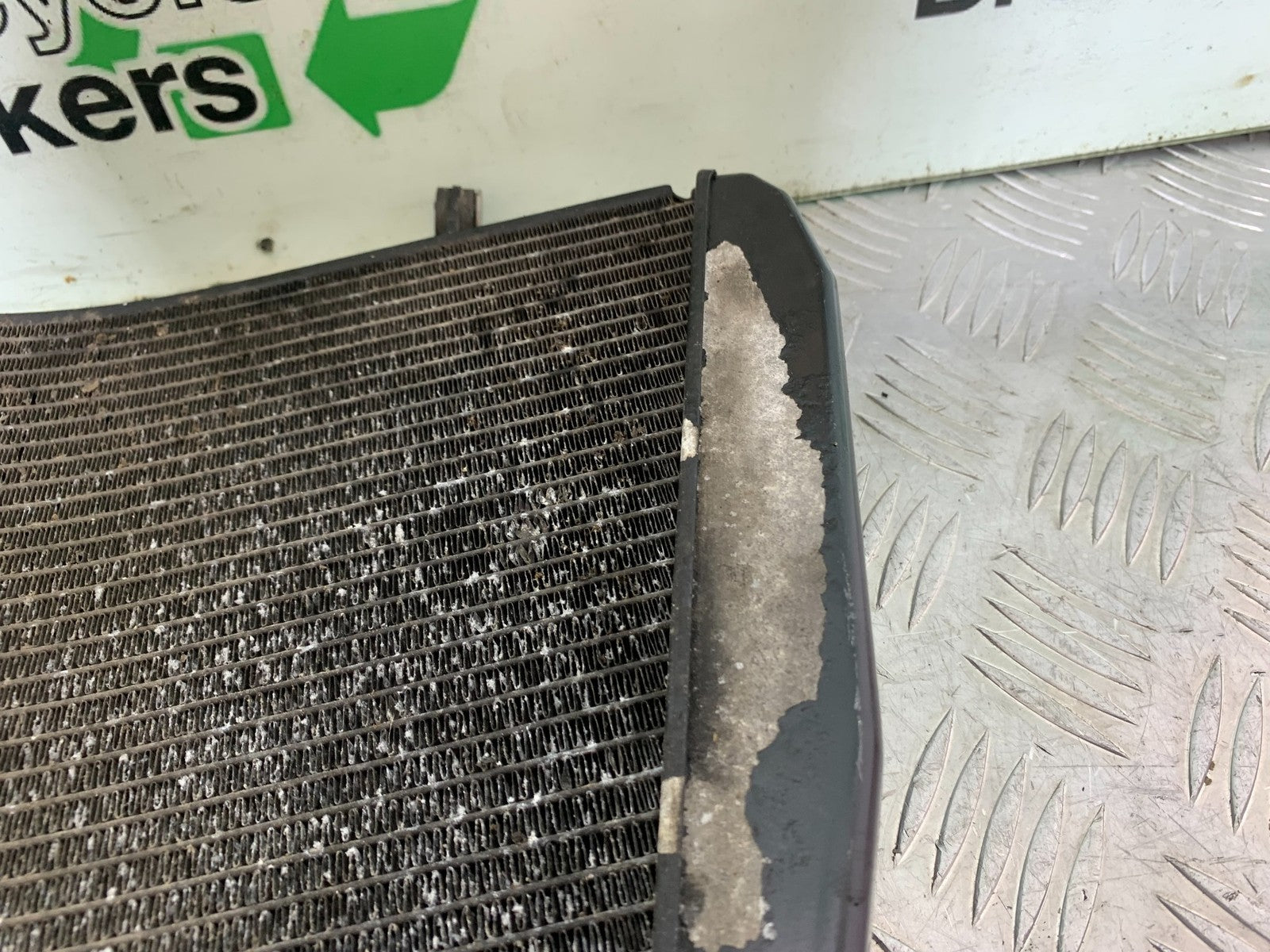 HONDA CBR1000 RR CBR1000RR FIREBLADE RADIATOR 2008-2011 (CMB1179)