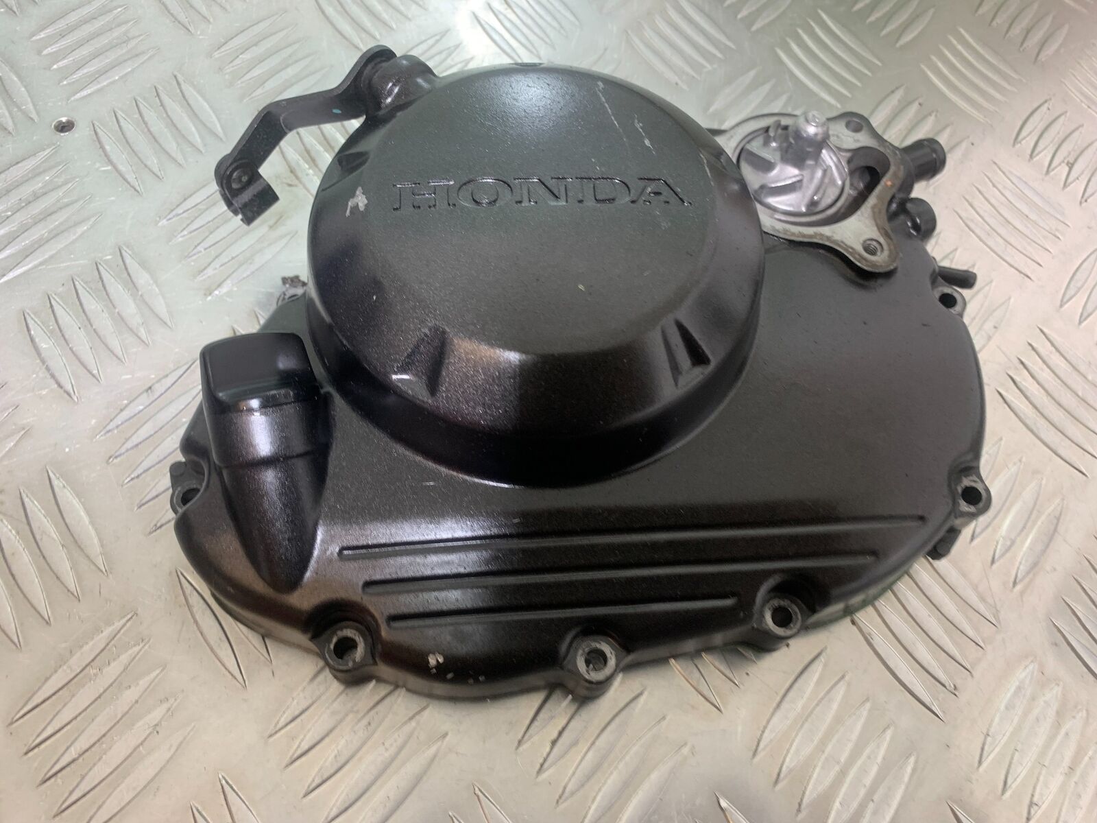 HONDA CBR125 CBR 125 CLUTCH COVER  YEAR 2007-10 (CMB1004)