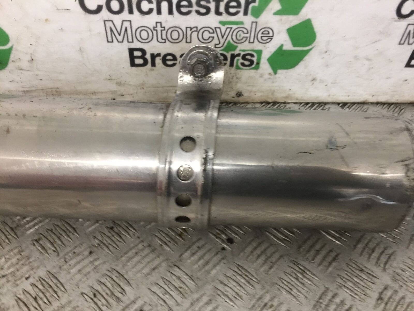 YAMAHA FZS600 FAZER 600 SILENCER  YEAR 2002-03  (STOCK 790)